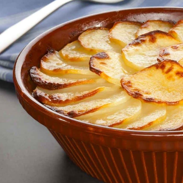 Batatas à boulangère